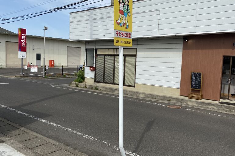 EE5666EC-2374-4AE8-BEF1-8771A284A306